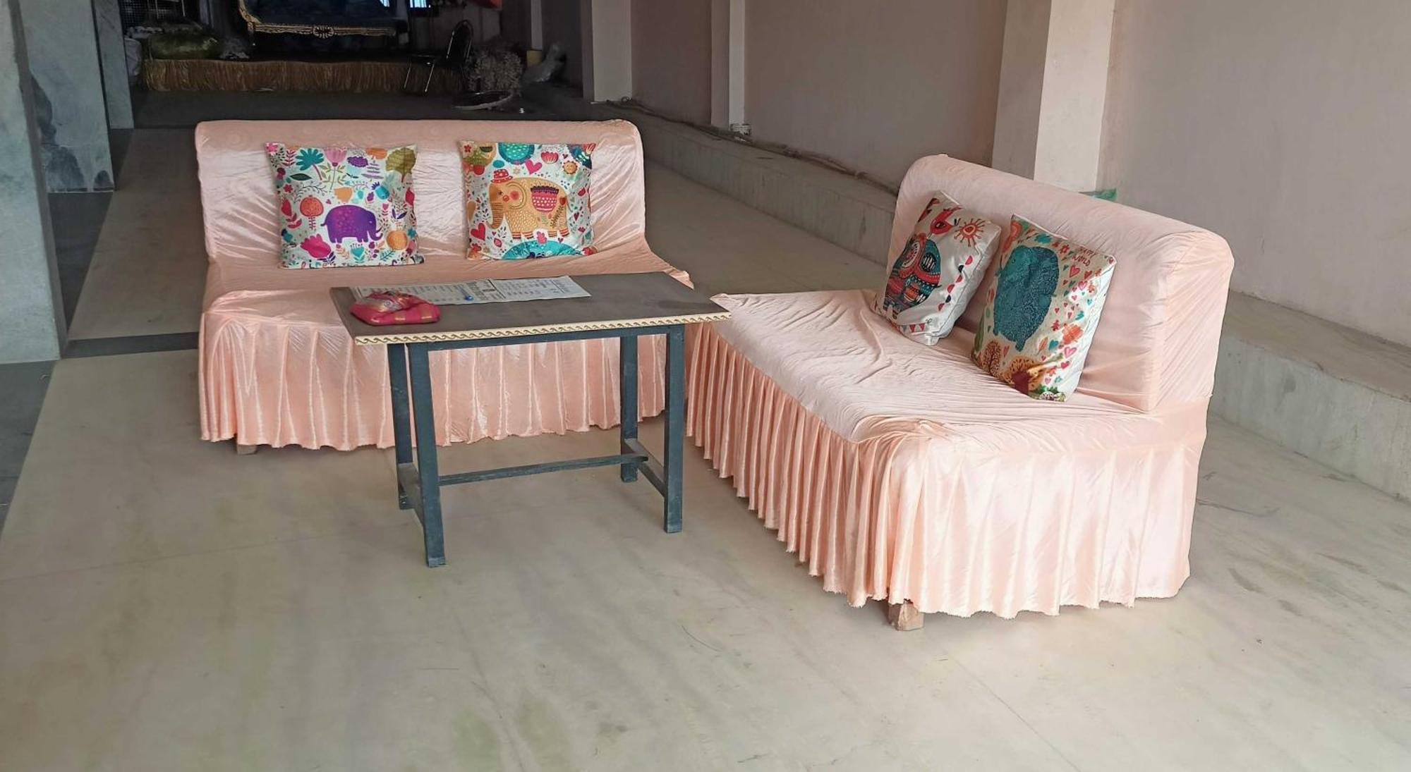 Oyo Hotel Radhe Krishna Marriage Hall Lucknow Exteriör bild